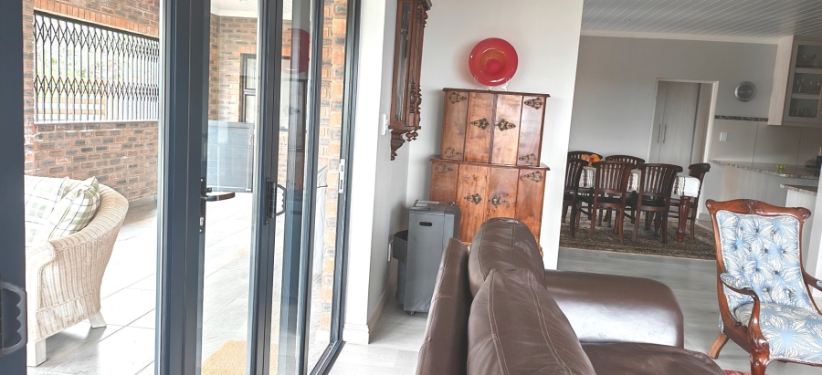 4 Bedroom Property for Sale in Dana Bay Western Cape